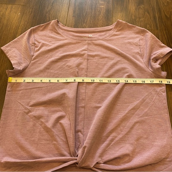 2 Gap Fit twist front tee shirts size med pink black cropped short sleeve crew - Picture 6 of 10